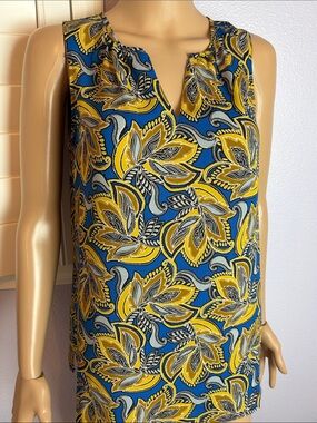 Rose & Olive Blue and Yellow Sleeveless Floral Split-Neck Top